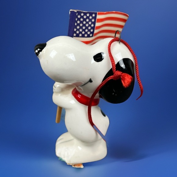 Peanuts Other - Vintage Peanuts Snoopy USA Flag Ceramic Ornament Patriotic Syndicate Christmas
